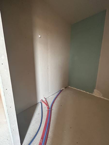 Passage de gaine PER dans une maison neuve à Béziers 